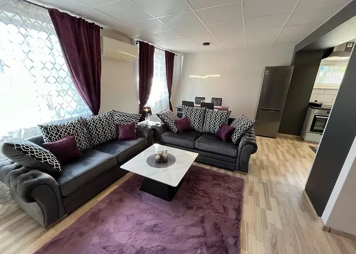 Appartement Tenno 3 *